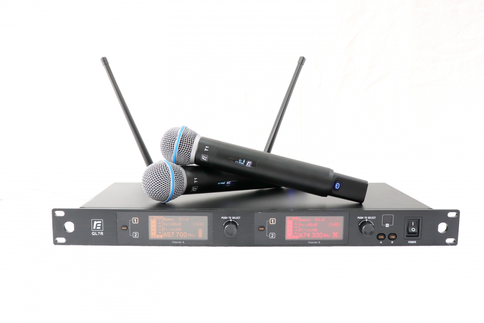 RFIntell QL7R/T1-A 651,800-683,400 МГц 2-канальная радиосистема с 2-мя ручными микрофонами в Глазове